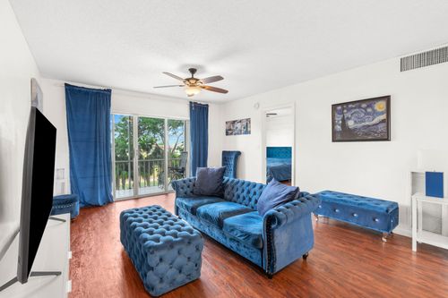 309-1101 Crystal Lake Dr, Deerfield Beach, FL, 33064-1967 | Card Image