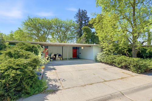 918 Drake Dr, Davis, CA, 95616-0815 | Card Image