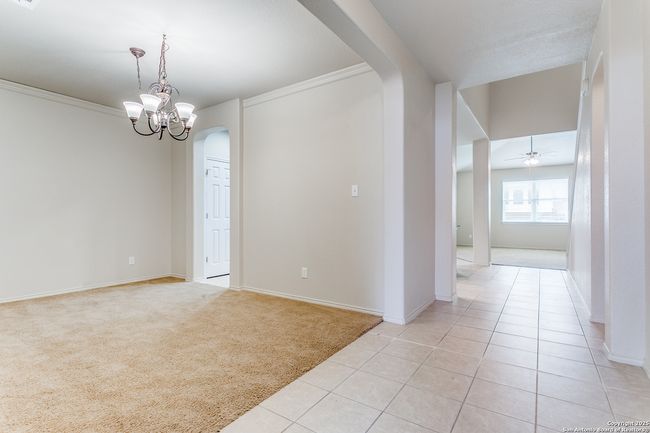 209 Country Vale, House other with 5 bedrooms, 3 bathrooms and null parking in Cibolo TX | Image 4