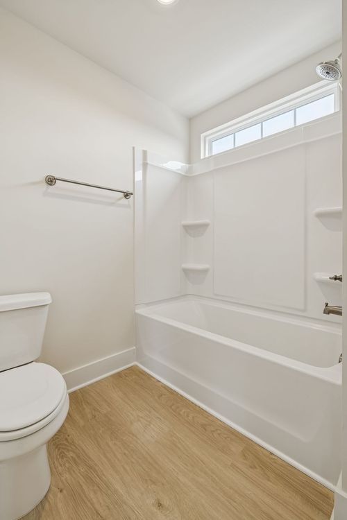 201 Dry Creek Commons Dr, Goodlettsville, TN, 37072-2283 | Card Image