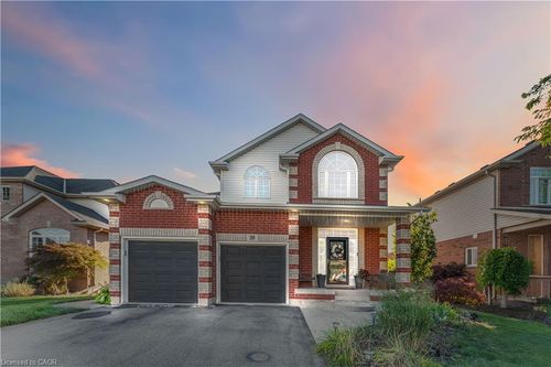 {{alt}} | Card Image