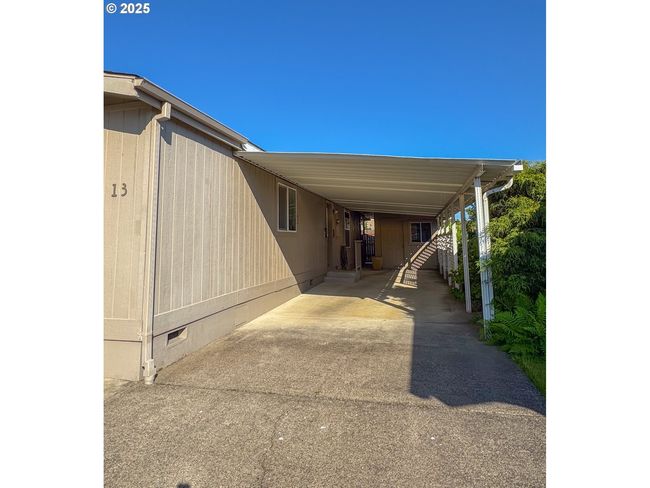 UNIT-13 - 3355 N Delta Hwy, House other with 3 bedrooms, 2 bathrooms and null parking in Eugene OR | Image 44