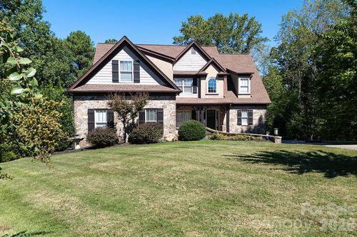 394 Stone Cliff Ln, Lake Wylie, SC, 29710-6082 | Card Image