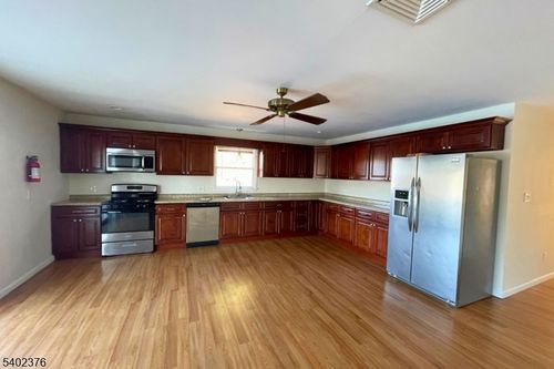 f-306 Shore Dr, Montague, NJ, 07827 | Card Image