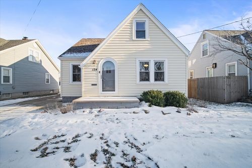 124 N 5th Ave, Morton, IL, 61550-2104 | Card Image