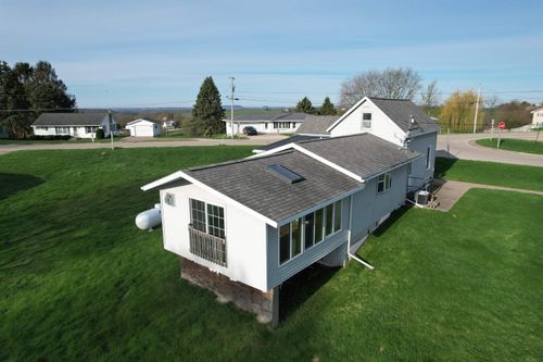 126 Bunker Hill St, POTOSI, WI, 53820-9656 | Card Image