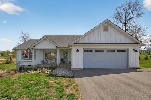 154 Primrose Ln, Sparta, TN, 38583-4799 | Card Image