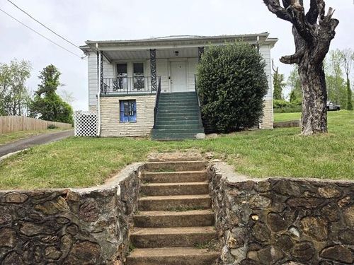 170 10th St, Fieldale, VA, 24089-3018 | Card Image