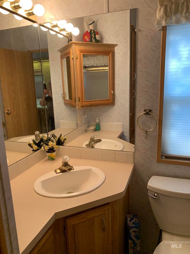 E13 - 514 N Sawyer St, House other with 1 bedrooms, 1 bathrooms and null parking in Cascade ID | Image 16