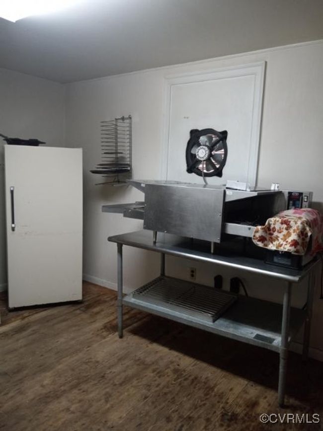 4951 Rolling Road, Home with 0 bedrooms, 0 bathrooms and null parking in SCOTTSVILLE VA | Image 4