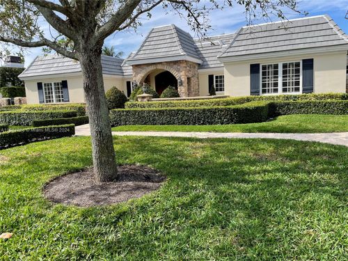 7 Winnebago Rd, Sea Ranch Lakes, FL, 33308-2305 | Card Image