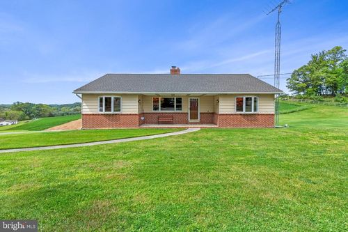154 Jubilee Rd, PEACH BOTTOM, PA, 17563-9761 | Card Image