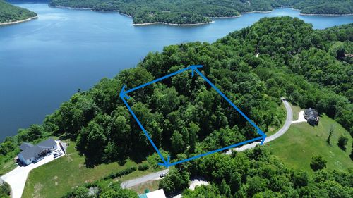 705 Harbor Pointe Dr, Silver Point, TN, 38582 | Card Image