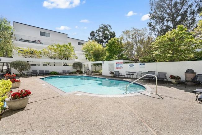 49 - 1919 Alameda De Las Pulgas, Condo with 1 bedrooms, 1 bathrooms and 1 parking in Redwood City CA | Image 26