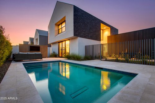 1333 E Pomelo Grove Ln, Phoenix, AZ, 85014-1868 | Card Image