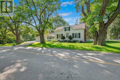 256 Wilson St, Almonte, ON, K0A1A0 | Card Image