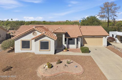 925 N Abrego Drive, Green Valley, AZ, 85614 | Card Image