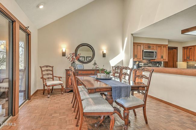 55 Grove Hill Rd, House other with 3 bedrooms, 4 bathrooms and null parking in Kingsport TN | Image 16