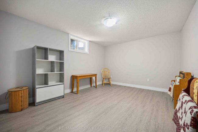 15 Eureka St, House other with 3 bedrooms, 2 bathrooms and 3 parking in Forest ON | Image 28