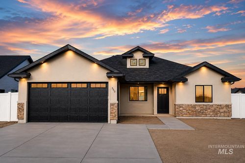 560 Aries Ct, Twin Falls, ID, 83301-1006 | Card Image