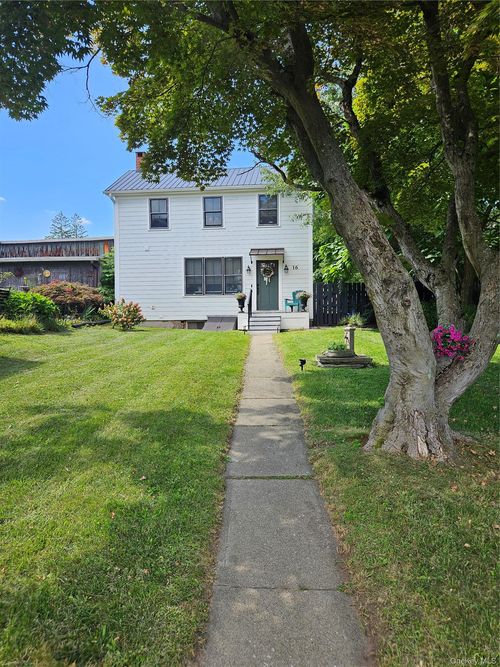 16 N Washington St, Athens, NY, 12015-1405 | Card Image