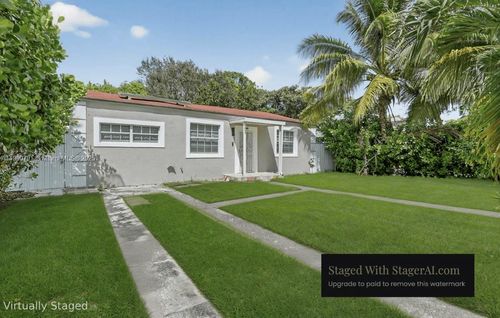 643 Ne 130th St, North Miami, FL, 33161-7524 | Card Image