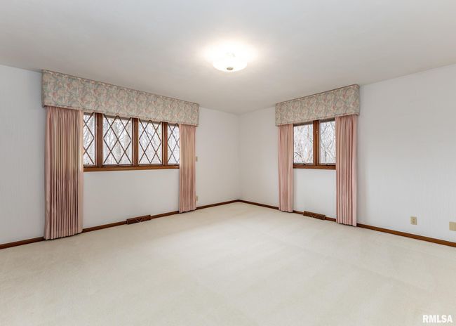 9721 234 Th St N, House other with 3 bedrooms, 2 bathrooms and null parking in Port Byron IL | Image 18