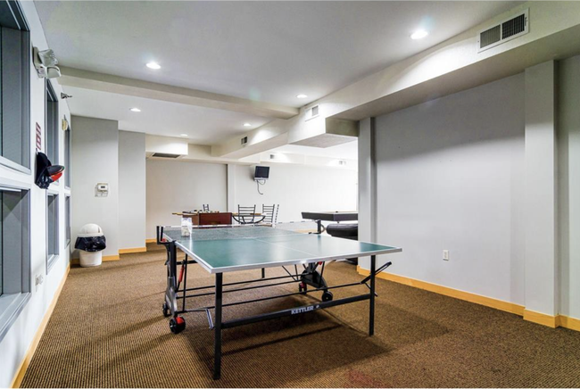 2600 University Ave. Game Room 2 | Image 24