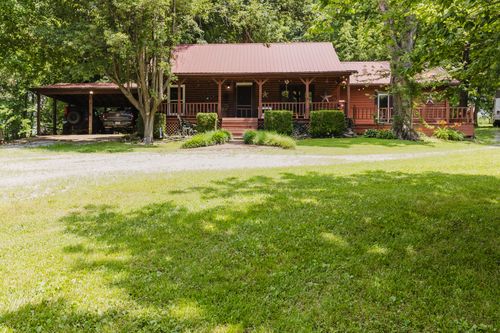690 Ganntown Ln, Grantsburg, IL, 62943-2004 | Card Image