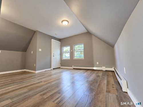 3-366 Sigourney St, Hartford, CT, 06112-2351 | Card Image