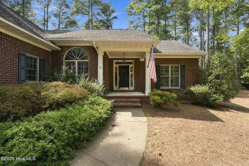 3 Tull Ln, Pinehurst, NC, 28374-9795 | Card Image