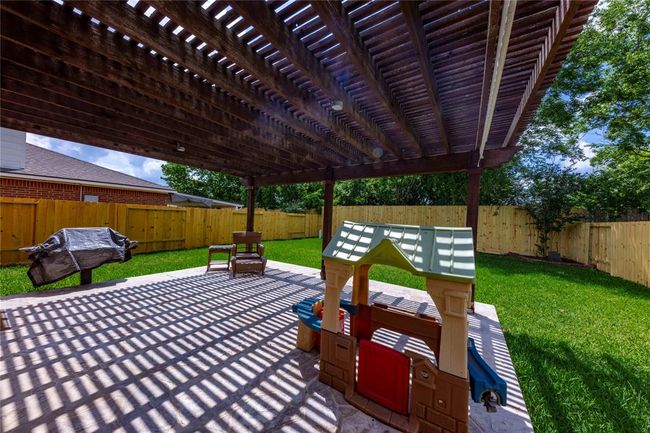 13907 Bonnetbriar Ln, House other with 3 bedrooms, 3 bathrooms and 2 parking in Sugar Land TX | Image 11