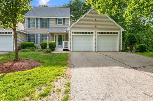 11-11 Pentucket Ct, Atkinson, NH, 03811-5110 | Card Image