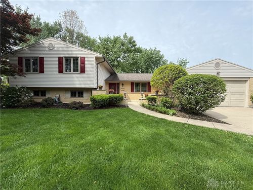 2272 Whispering Willow Circle, Kettering, OH, 45440 | Card Image
