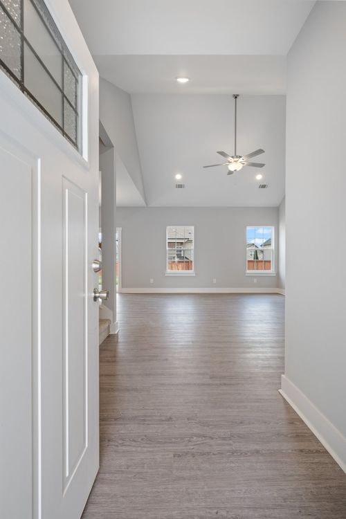 340 Fieldstone Ln, Springfield, TN, 37172-3319 | Card Image