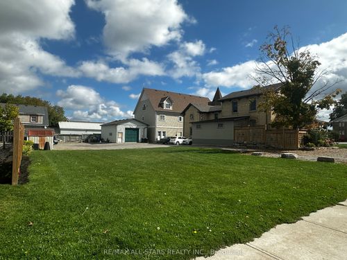 103 Perry St, Port Perry, ON, L9L1B8 | Card Image