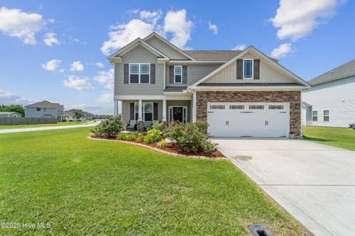 631 Arabella Dr, Jacksonville, NC, 28546-8423 | Card Image