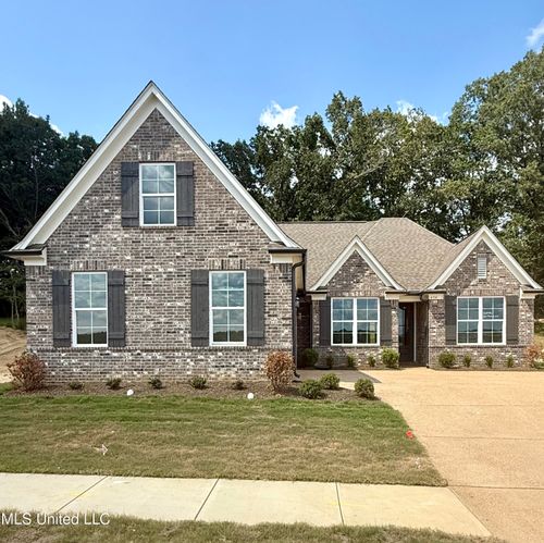 654 Tallahatchie St, Nesbit, MS, 38651 | Card Image