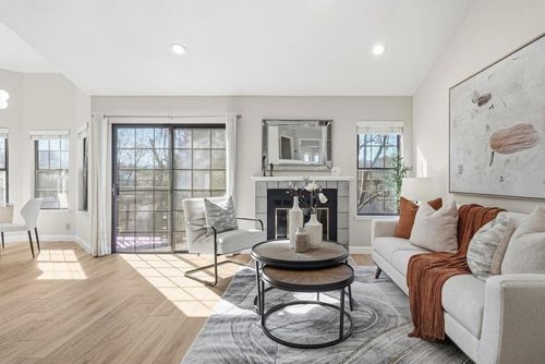 649 La Maison Dr, San Jose, CA, 95128-2507 | Card Image