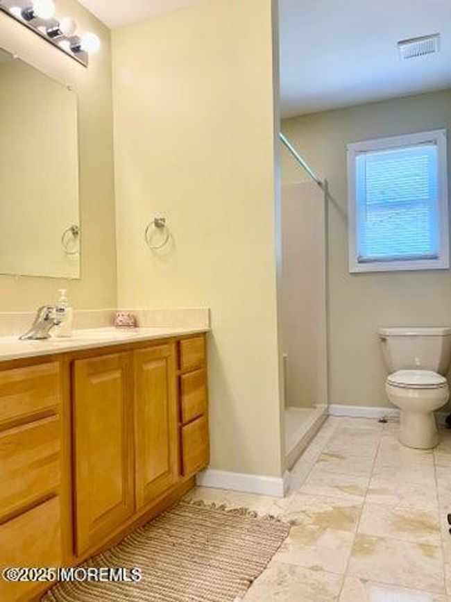 1st FL BA | Image 6