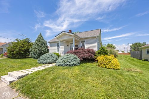 128 W 2nd St, Greensburg, IN, 47240-1119 | Card Image