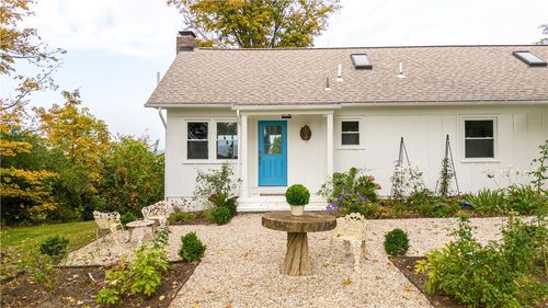 1217 State Route 9j, Stuyvesant, NY, 12173-2107 | Card Image