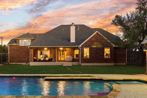 583 W Overlook Mountain Rd, Buda, TX, 78610-3017 | Card Image
