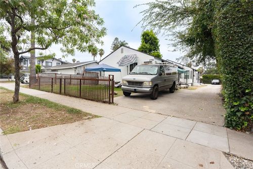 1758 Lincoln Ave, Pasadena, CA, 91103-3638 | Card Image