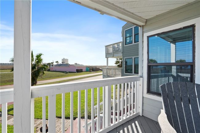 UNIT-101 - 6275 State Highway 361, Condo with 2 bedrooms, 2 bathrooms and null parking in Port Aransas TX | Image 22