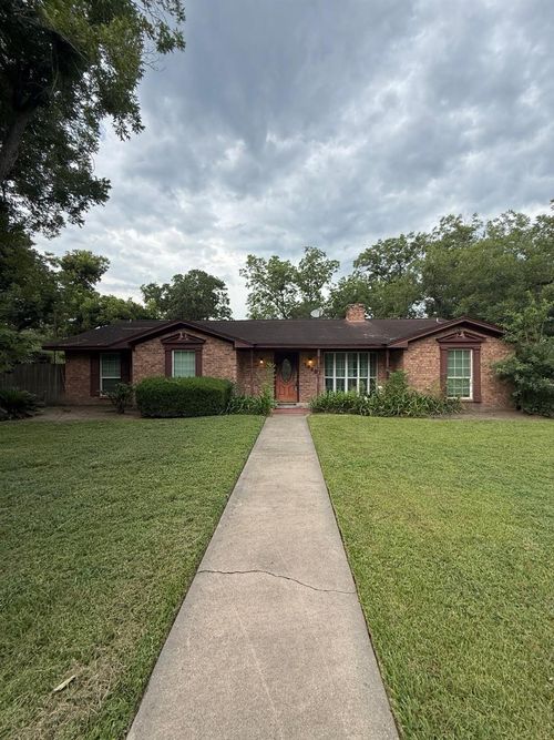 16402 Amcreek Rd, Houston, TX, 77068-2706 | Card Image