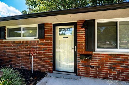 4661 Richwood Dr, West Carrollton, OH, 45439-3037 | Card Image