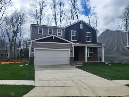 9272 Hemlock Ln, Dexter, MI, 48130-8005 | Card Image