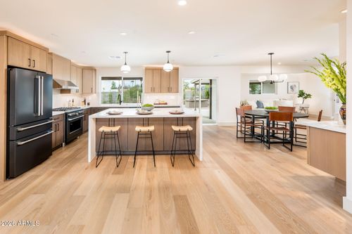 4949 E Shaw Butte Dr, Scottsdale, AZ, 85254-4662 | Card Image