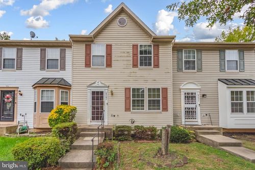4701 Pistachio Ln, CAPITOL HEIGHTS, MD, 20743-7354 | Card Image